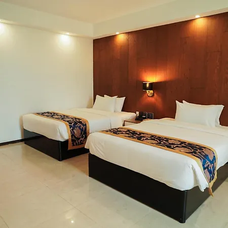 Sunday Hevea Hotel And Resort Angeles Exterior photo