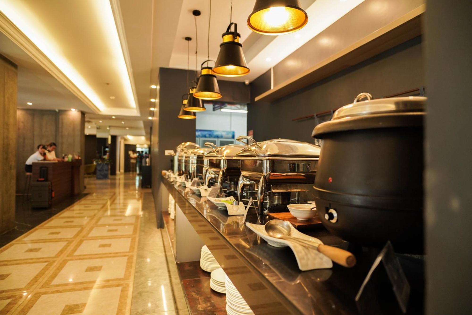 Sunday Hevea And Hotel
