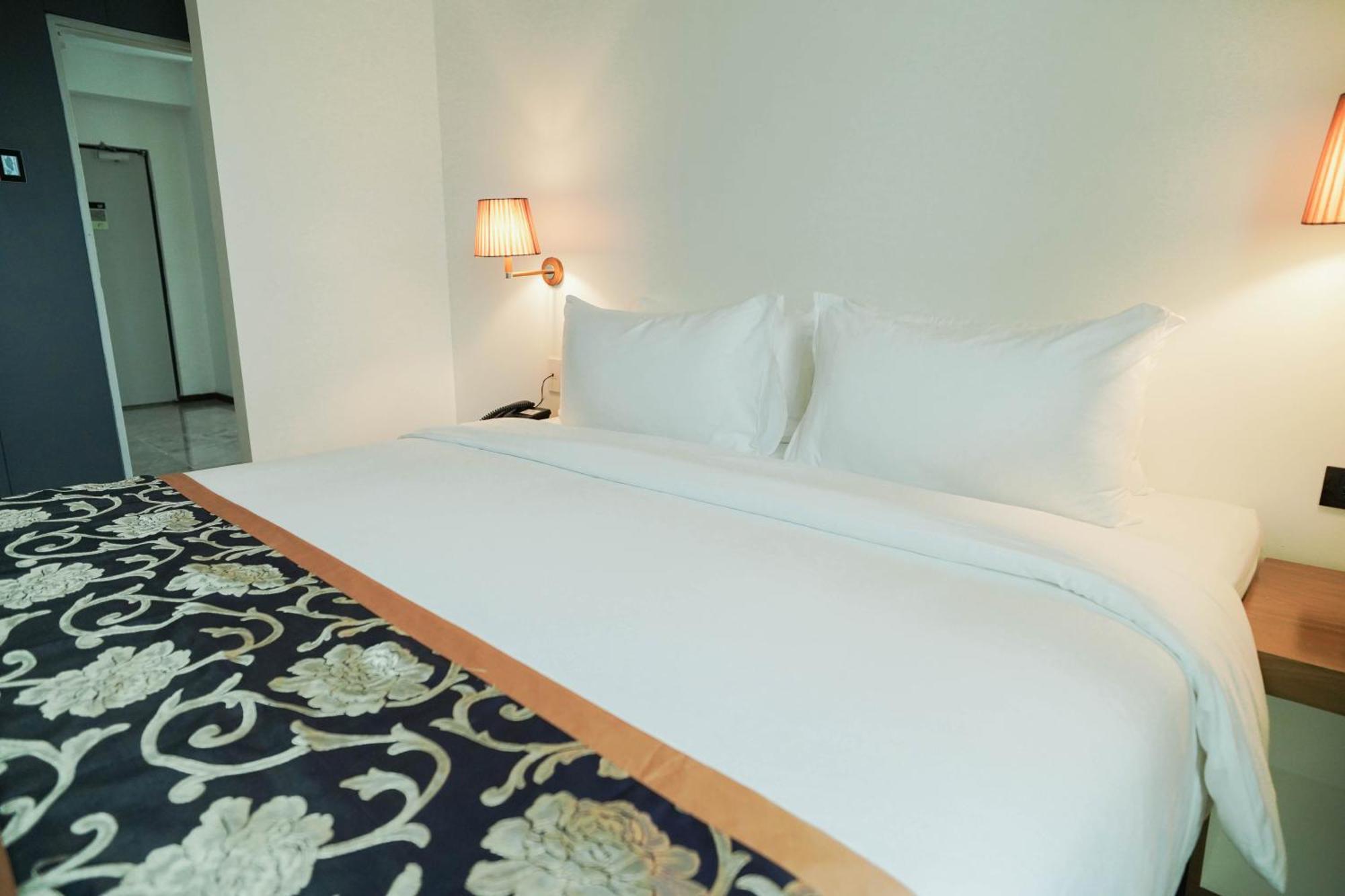 Sunday Hevea And Hotel 3*